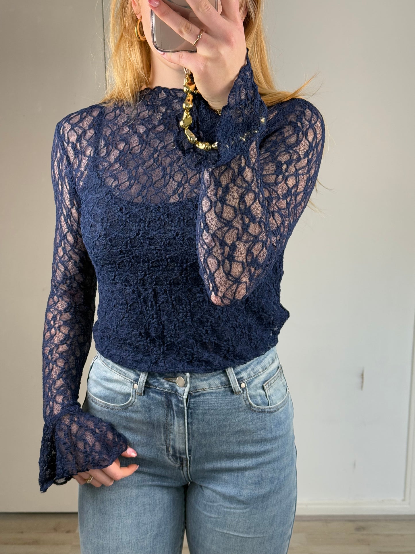 Mesh top navy