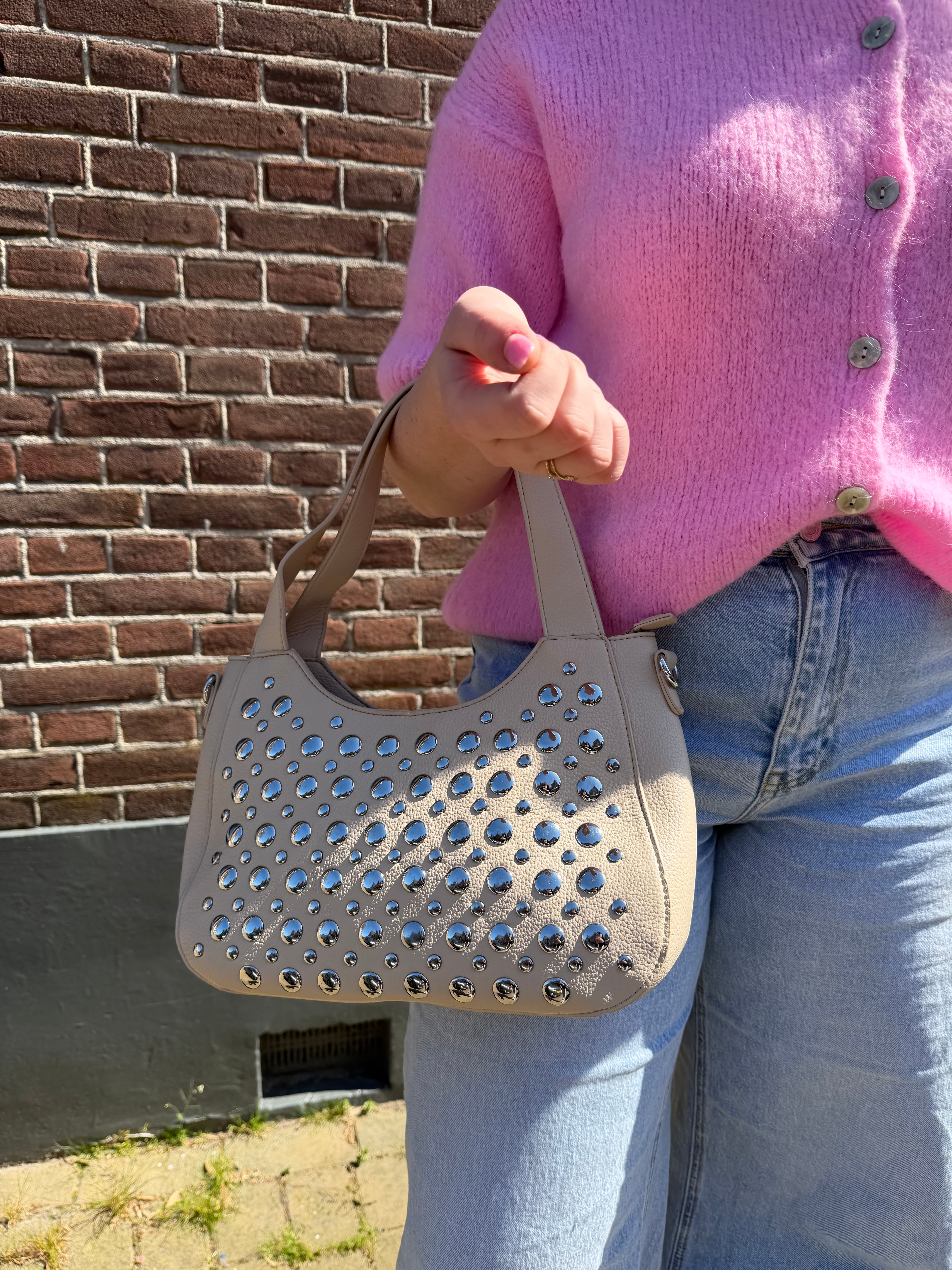 Studs tas