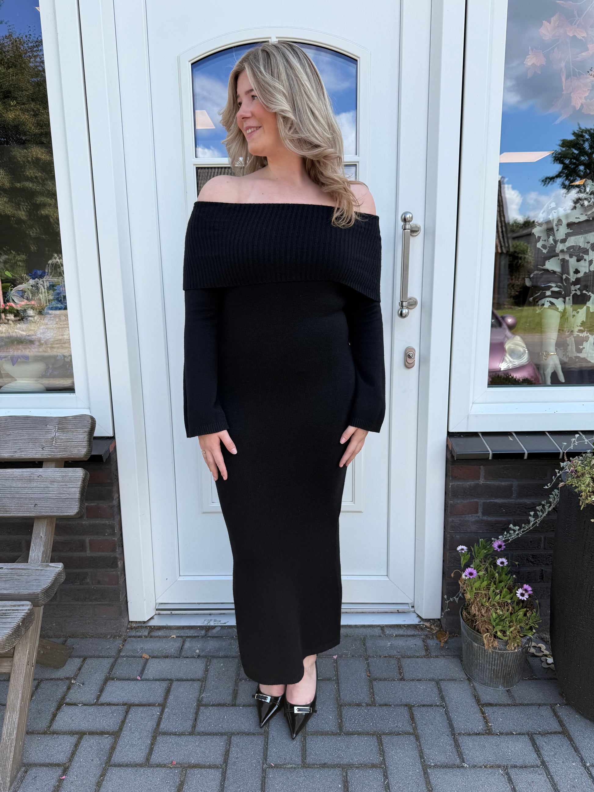 Off Schoulder Dress - Zwart