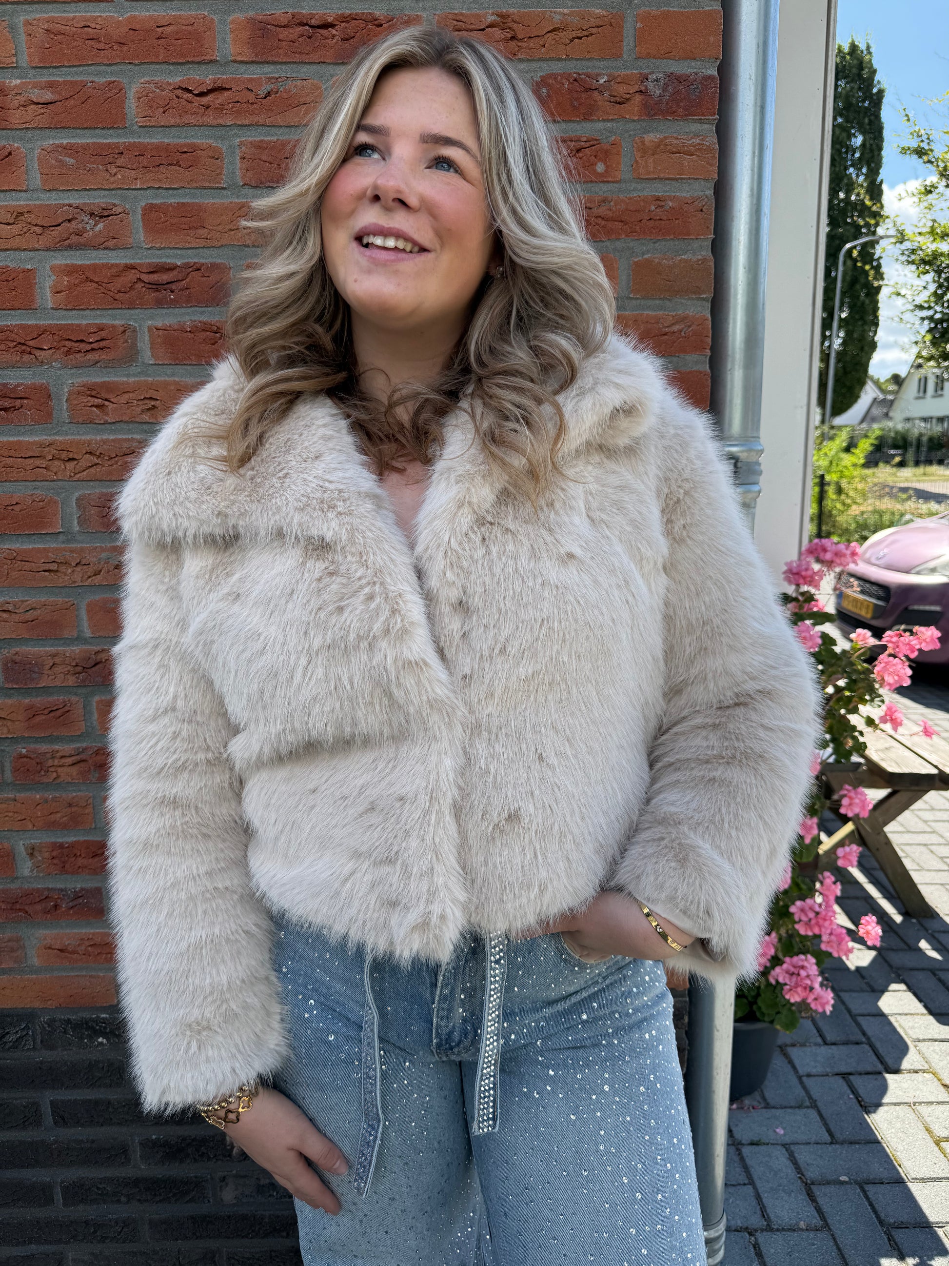 Fluffy Jacket - Beige
