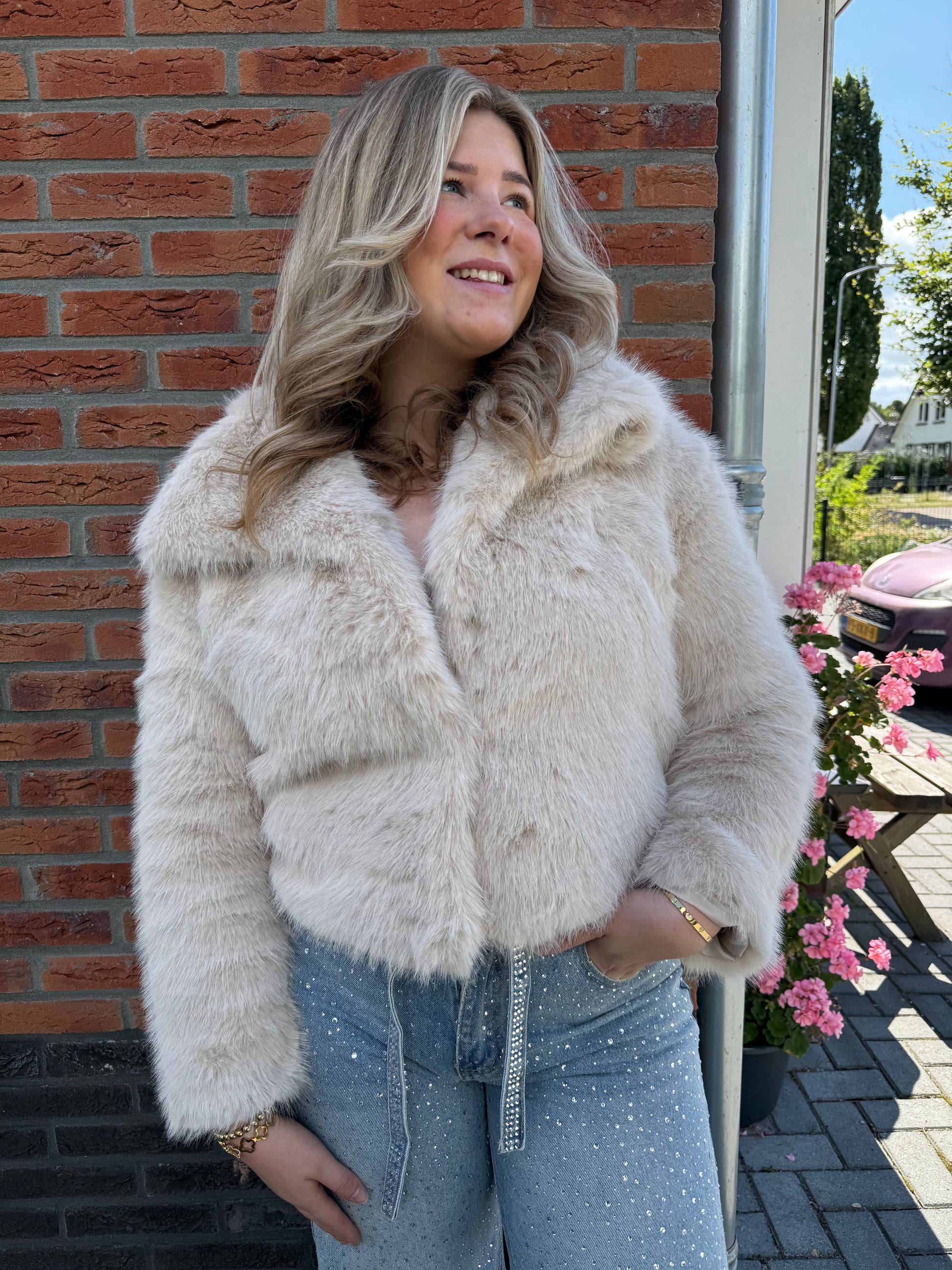 Fluffy Jacket - Beige