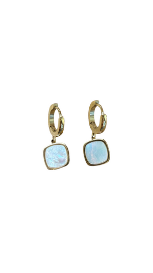 White pearl Earrings - Gold