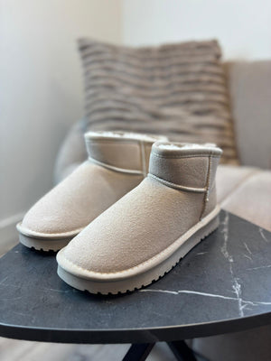 Uggies - Beige